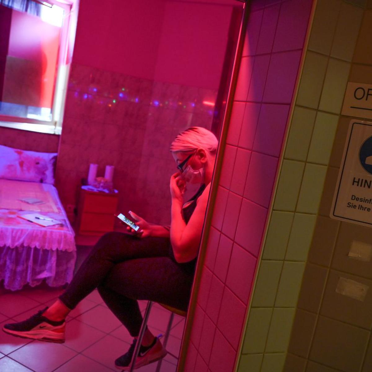 Prostitutions-App: Pia Poppenreiter verkauft Dates